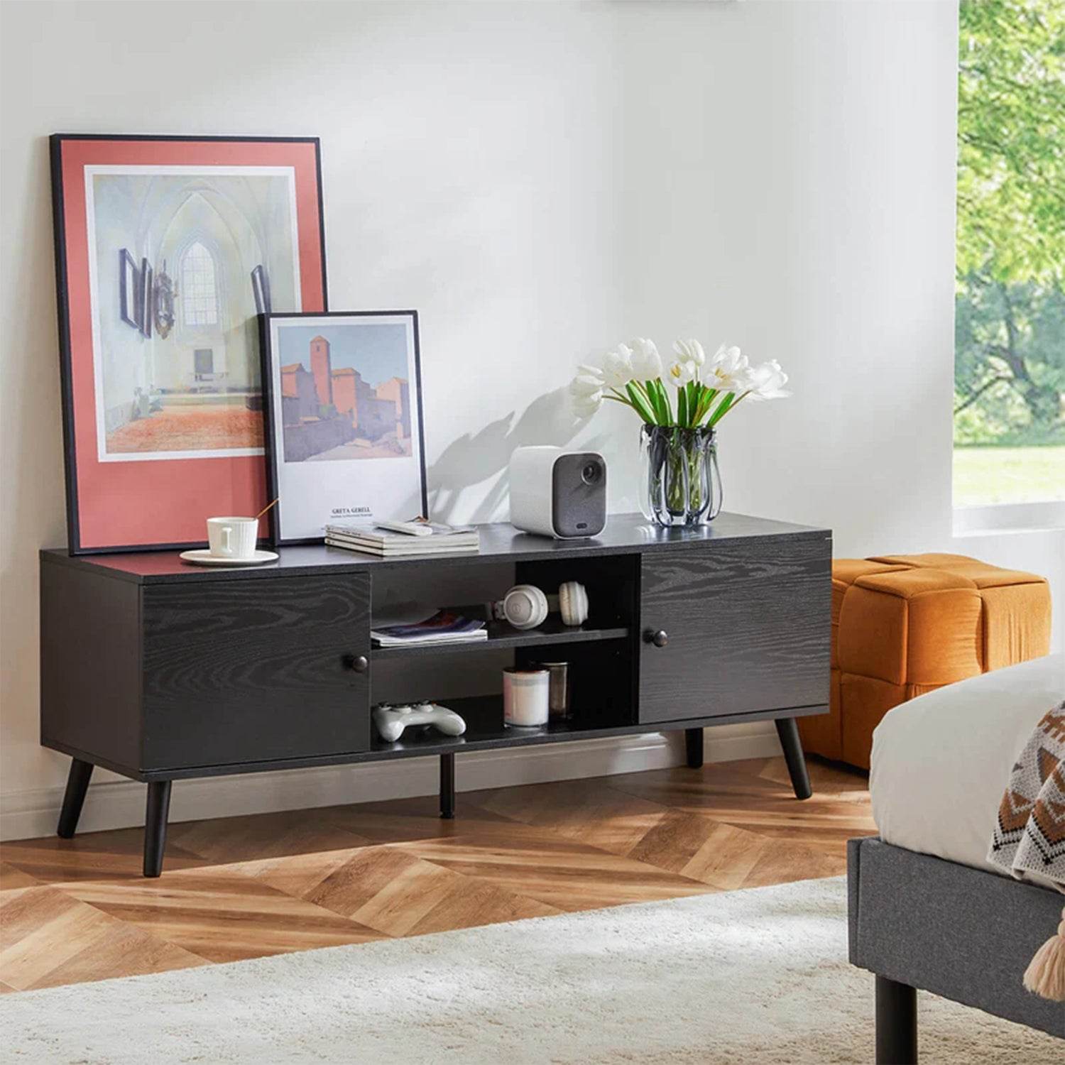 MyDepot Wooden TV Stand
Black
SPMD-T-TVS-001-BK