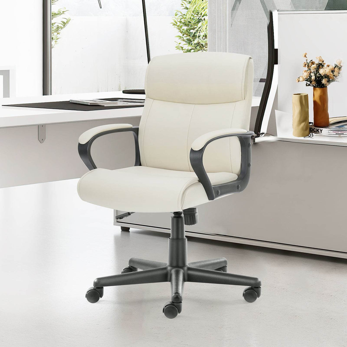 MyDepot Executive Swivel Task Chair - 
White
SPMD-C-2639-WT